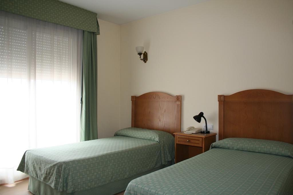 Hotel Austria 76 Sagunto 객실 사진