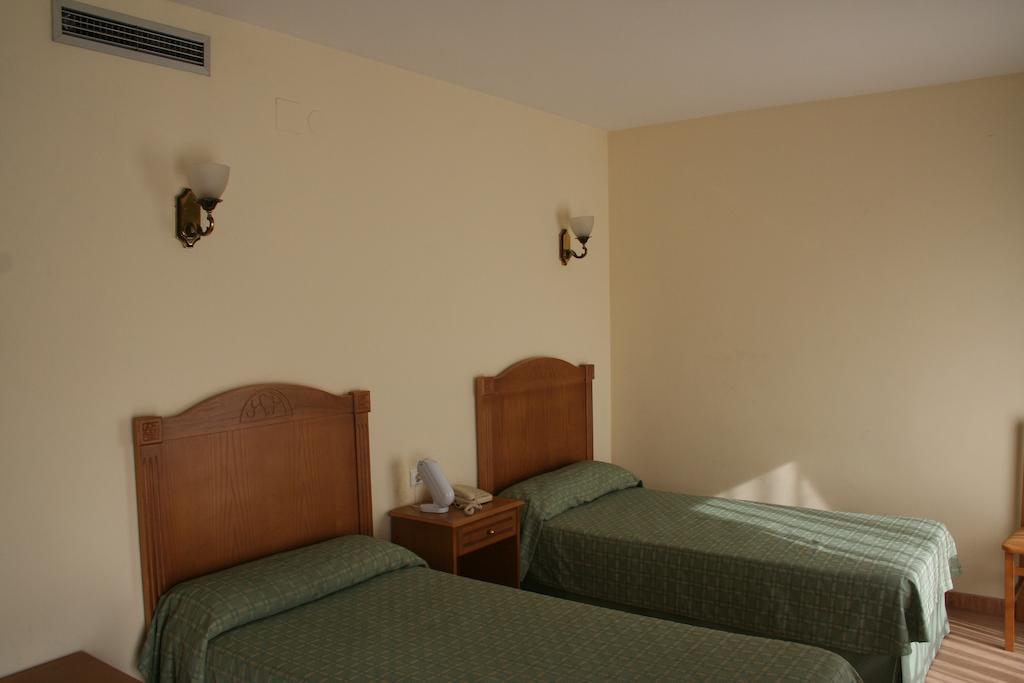 Hotel Austria 76 Sagunto 객실 사진