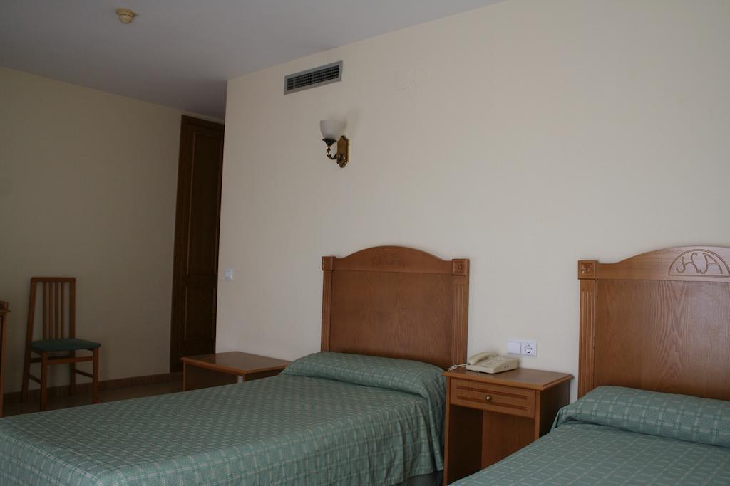 Hotel Austria 76 Sagunto 객실 사진